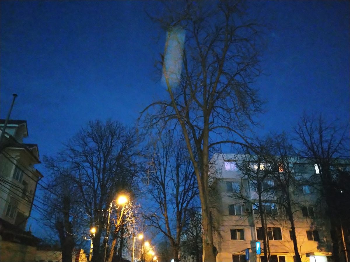 Sweet flash at night